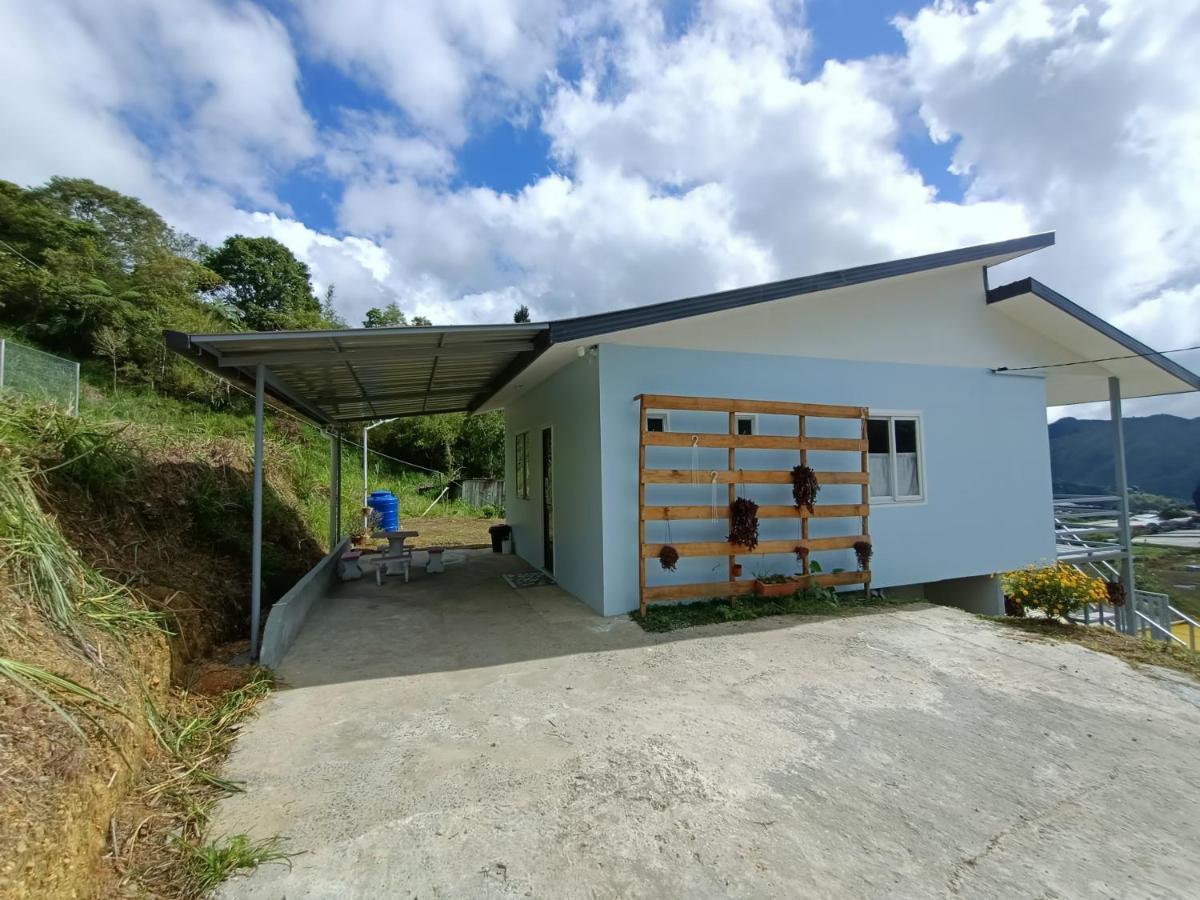 Kundasang Trail Homestay Екстериор снимка