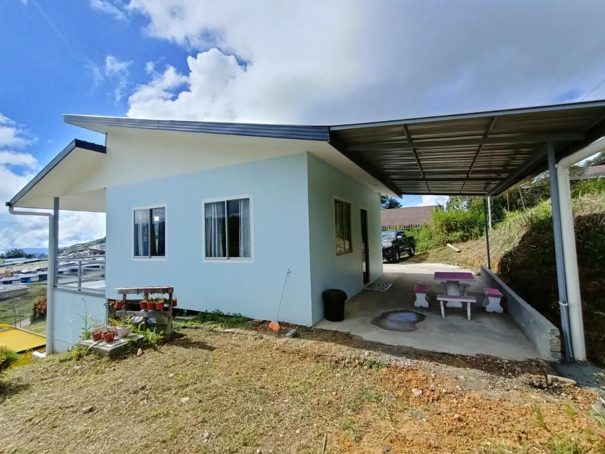Kundasang Trail Homestay Екстериор снимка