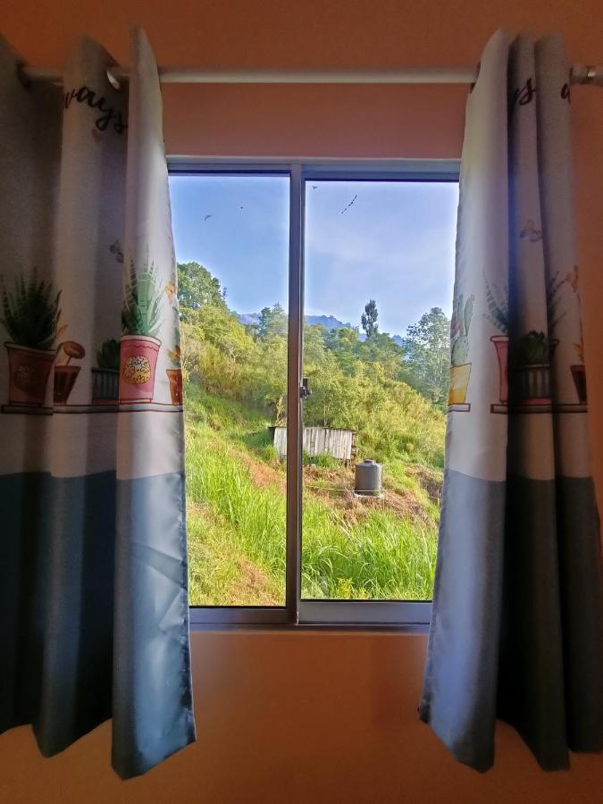 Kundasang Trail Homestay Екстериор снимка